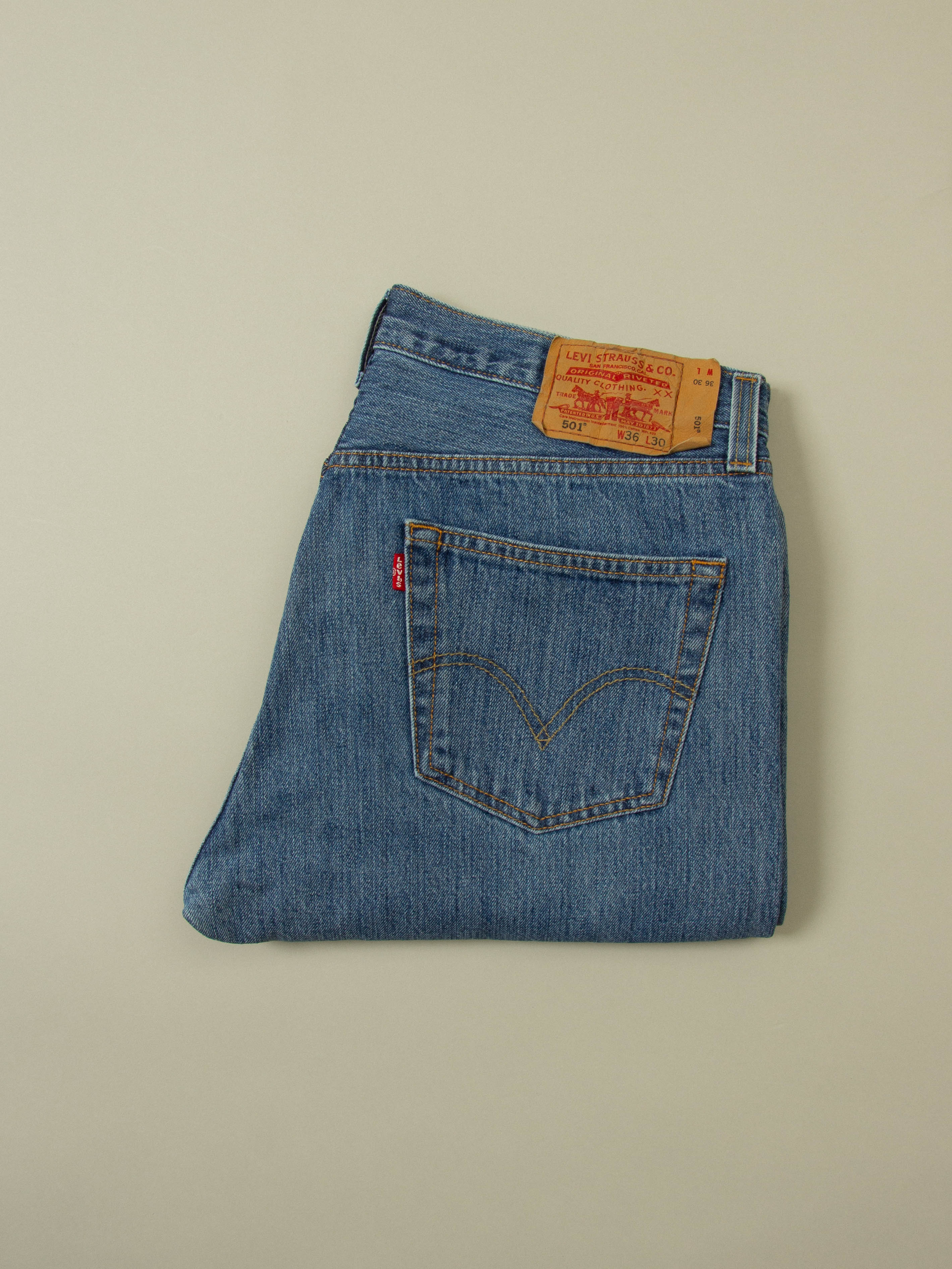 Vtg Levi's 501 Jeans (36x30) - Image 6
