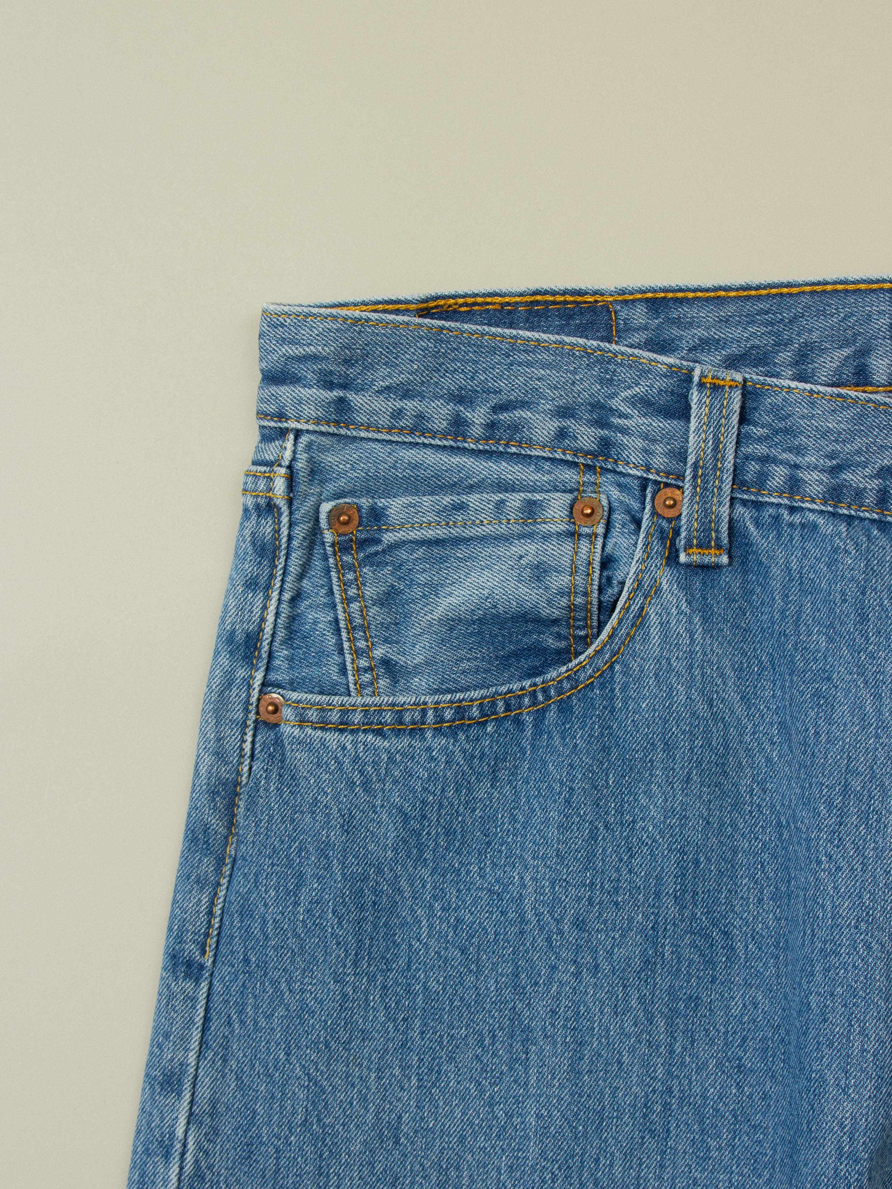 Vtg Levi's 501 Jeans (36x32) - Image 4