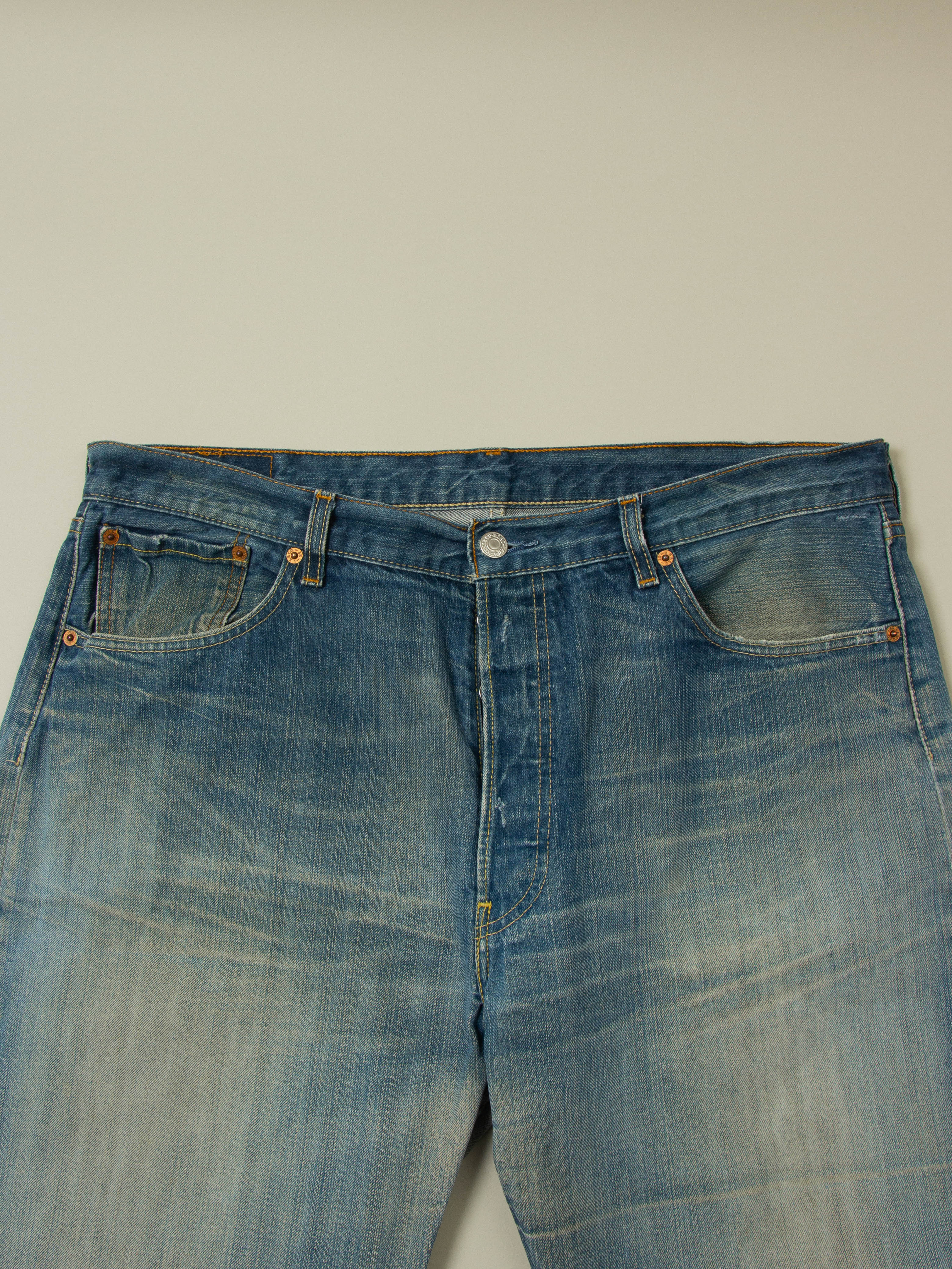 Vtg Levi's 501 Jeans (38x34) - Image 4