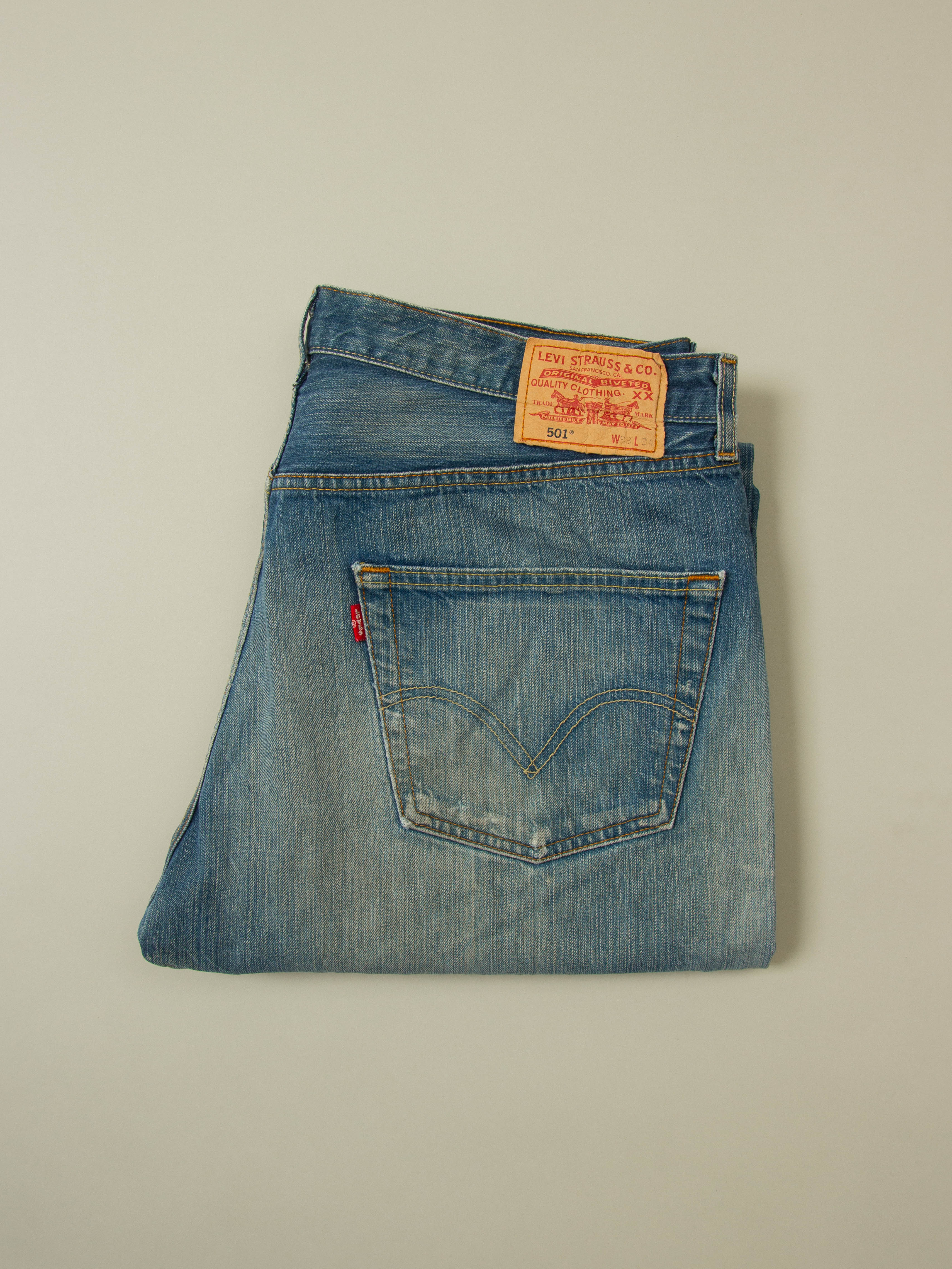 Vtg Levi's 501 Jeans (38x34) - Image 6