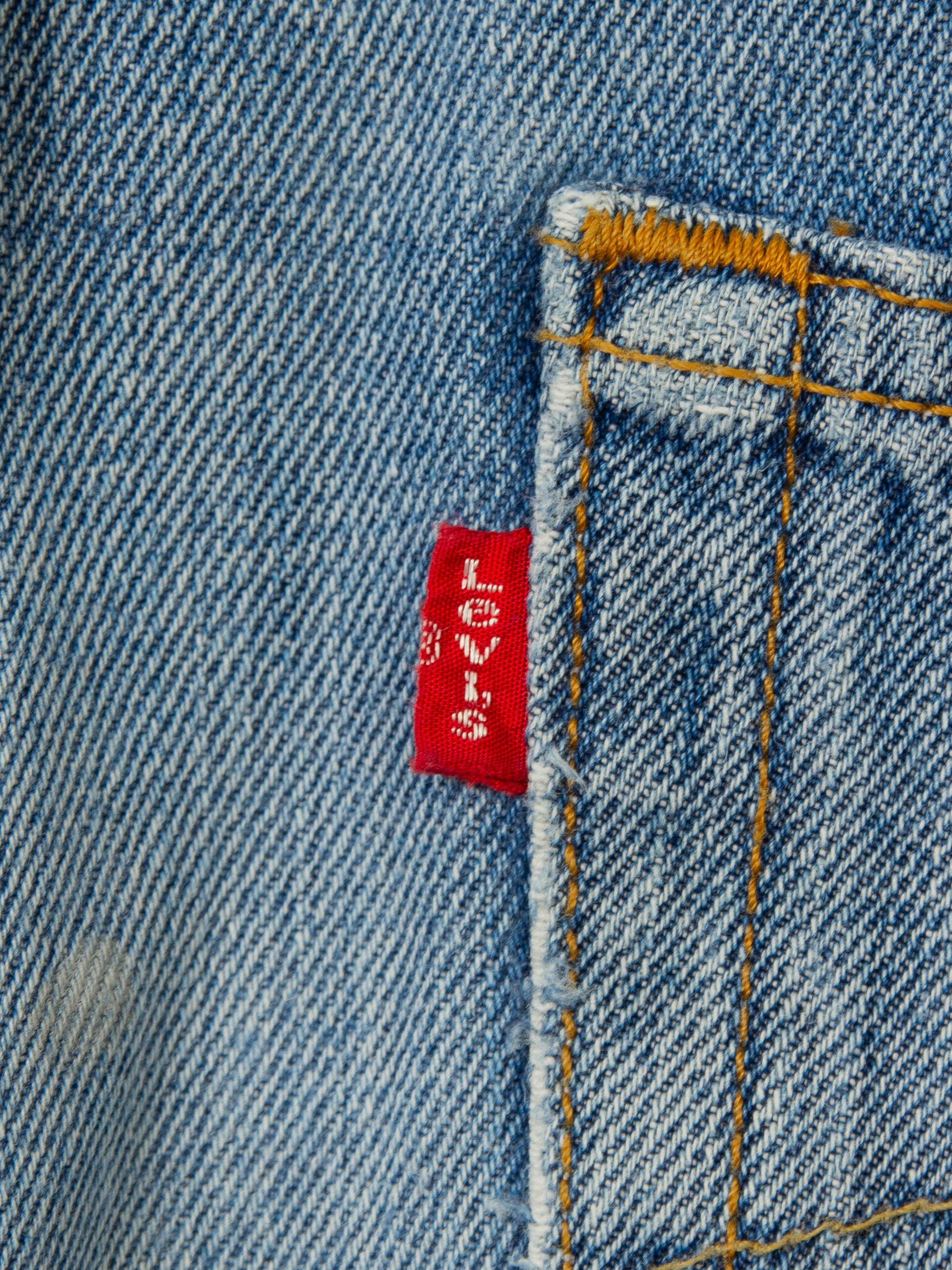 Vtg Levi's 501 Jeans (38x35) - Image 6
