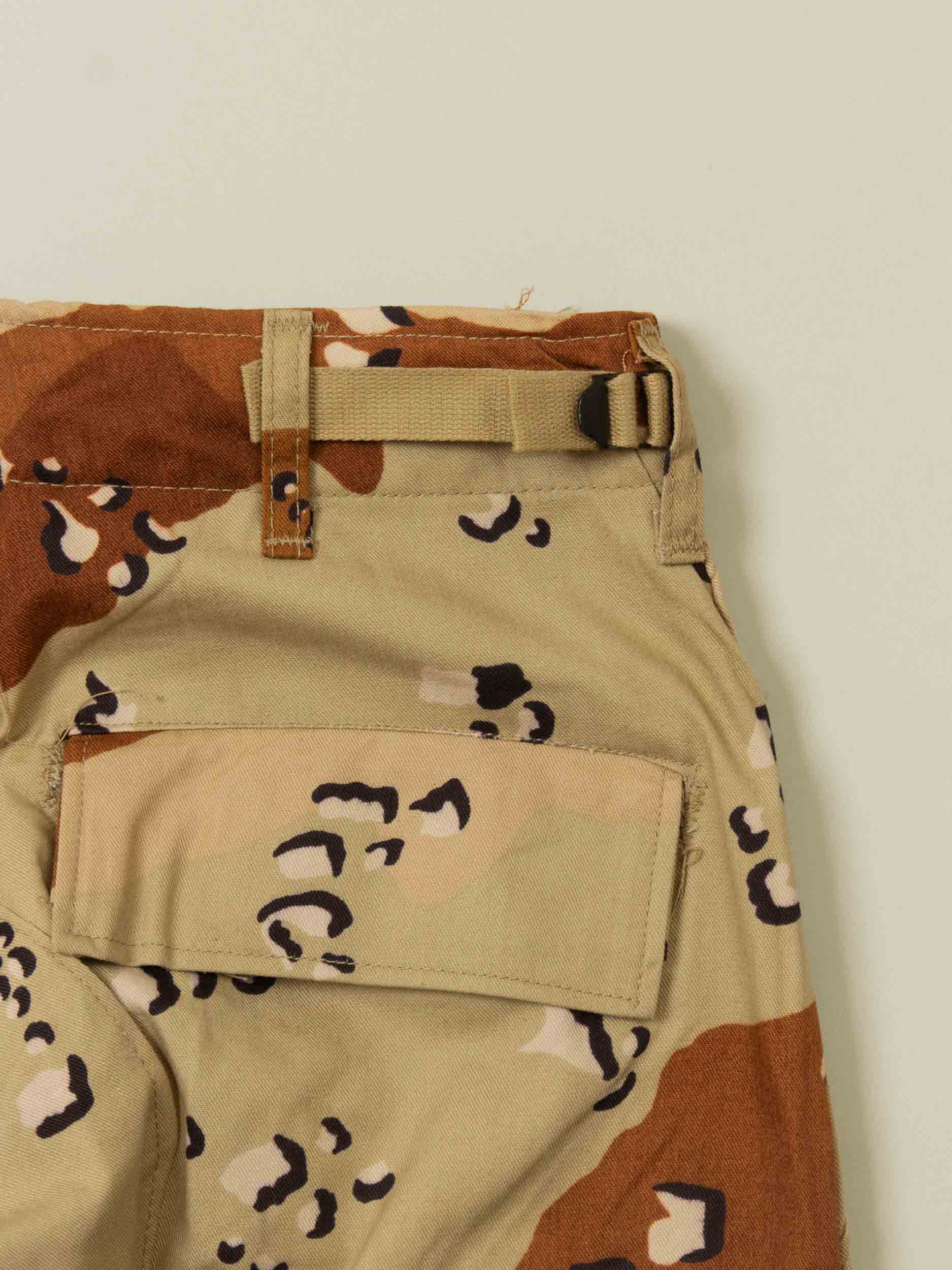 Vtg US Army Chocolate Chip Desert Camo Trousers (XS) - Image 11